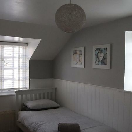 Bo'S Holiday Cottage Истборн Екстериор снимка