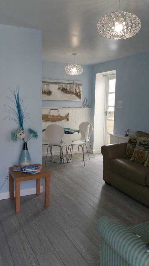 Bo'S Holiday Cottage Истборн Екстериор снимка